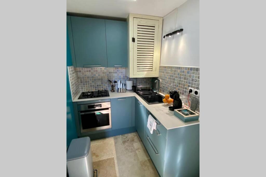 L'Instant Evasion, Studio Avec Terrasse, Piscine ! Saint-Gilles Les Bains Zewnętrze zdjęcie